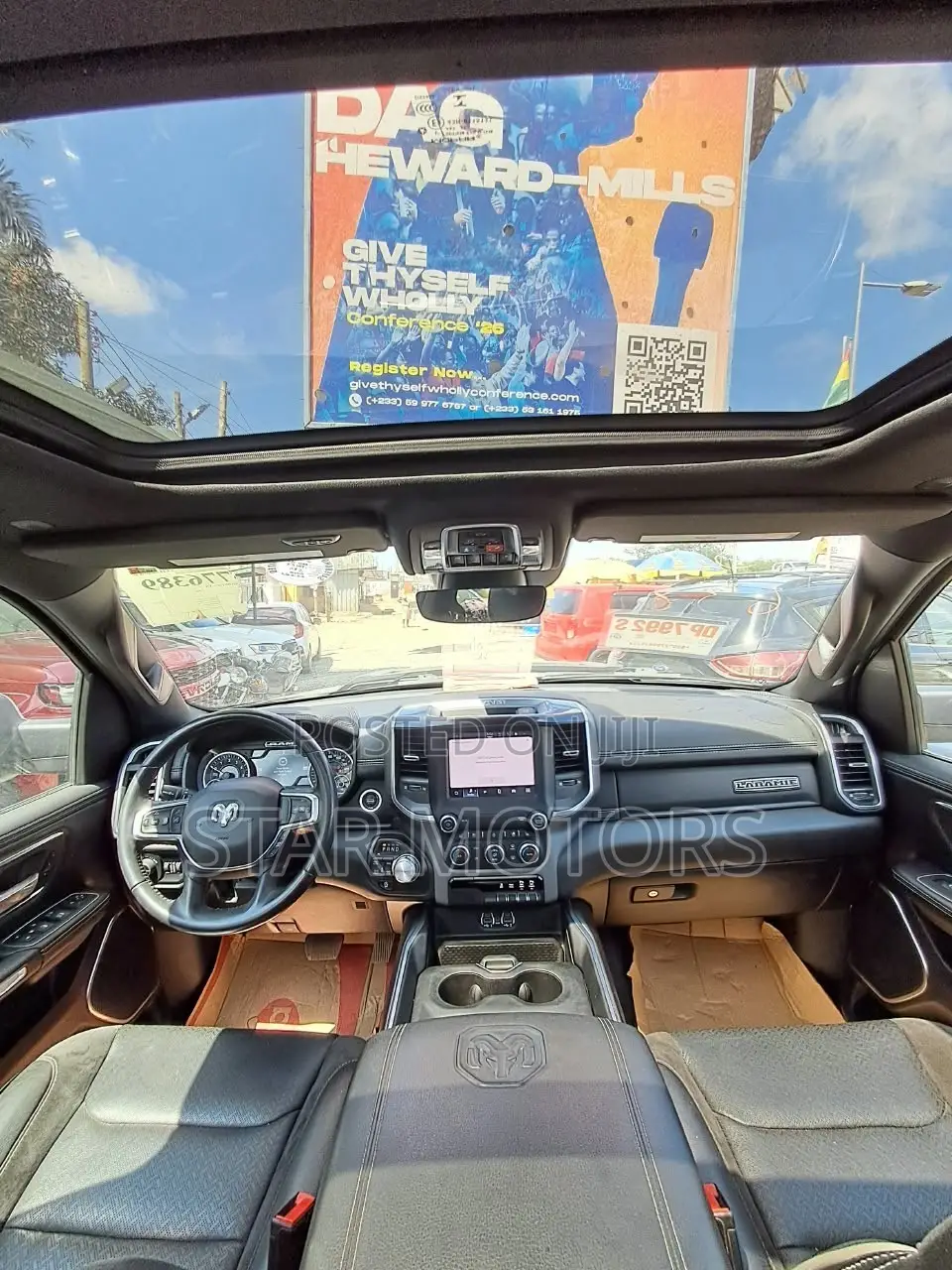 Dodge RAM 2022 Silver