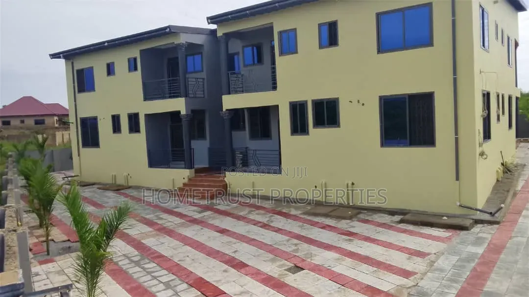 8bdrm Apartment in Kasoa Jei River, Pentecost for sale