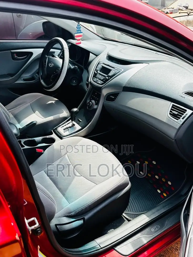 Hyundai Elantra 2013 Red