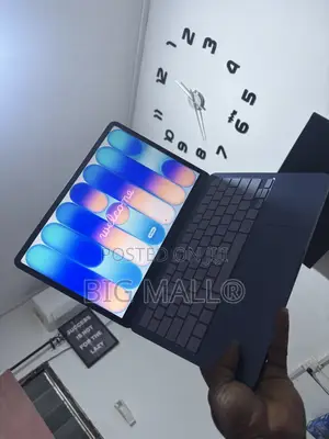 New Laptop Apple MacBook Neo 2026 8GB Intel Core i5 SSD 256GB