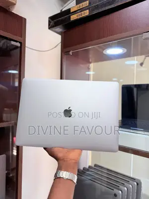 Laptop Apple MacBook Pro 2019 32GB Intel Core i9 SSD 1T