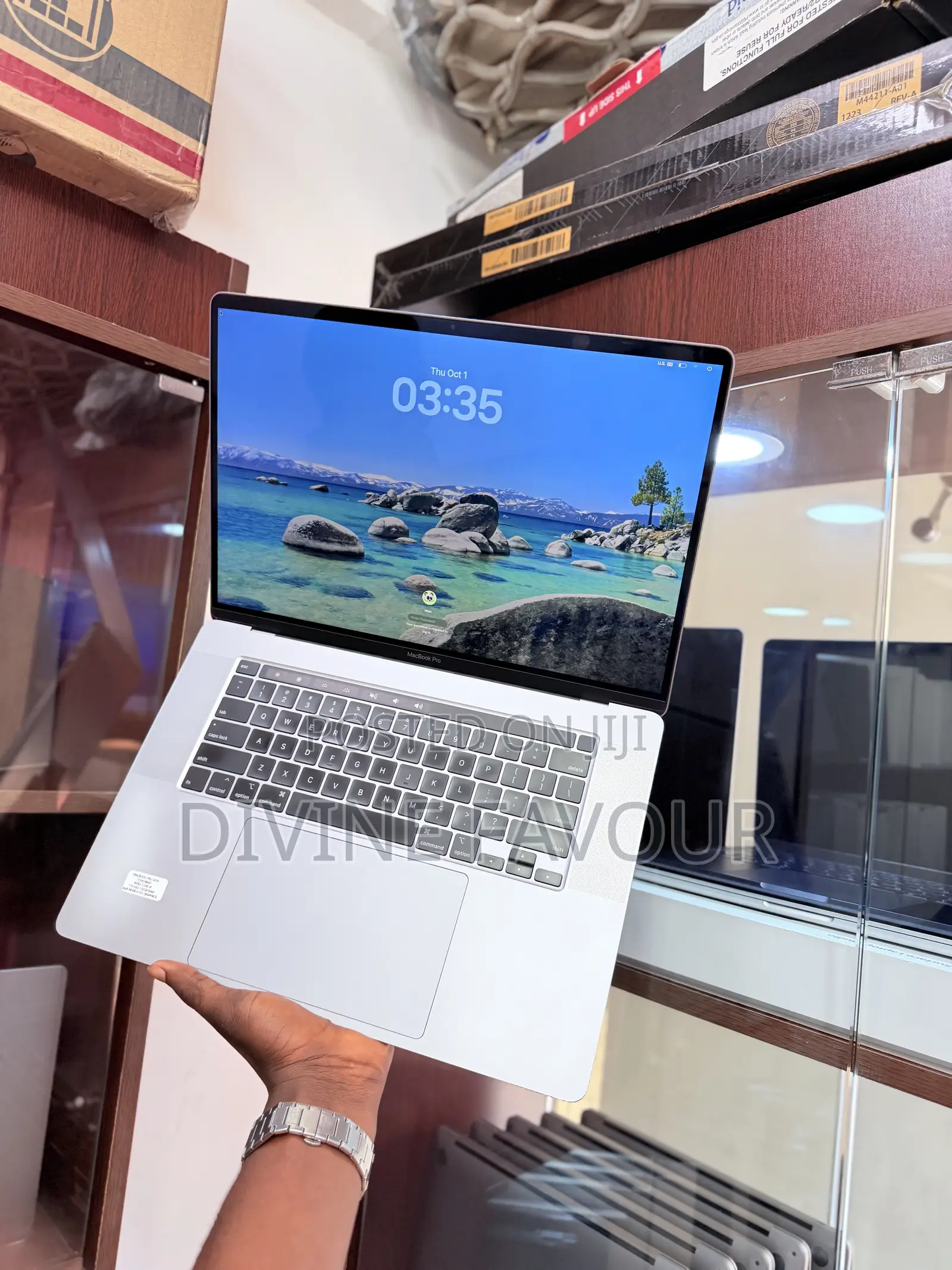 Laptop Apple MacBook Pro 2019 32GB Intel Core i9 SSD 1T