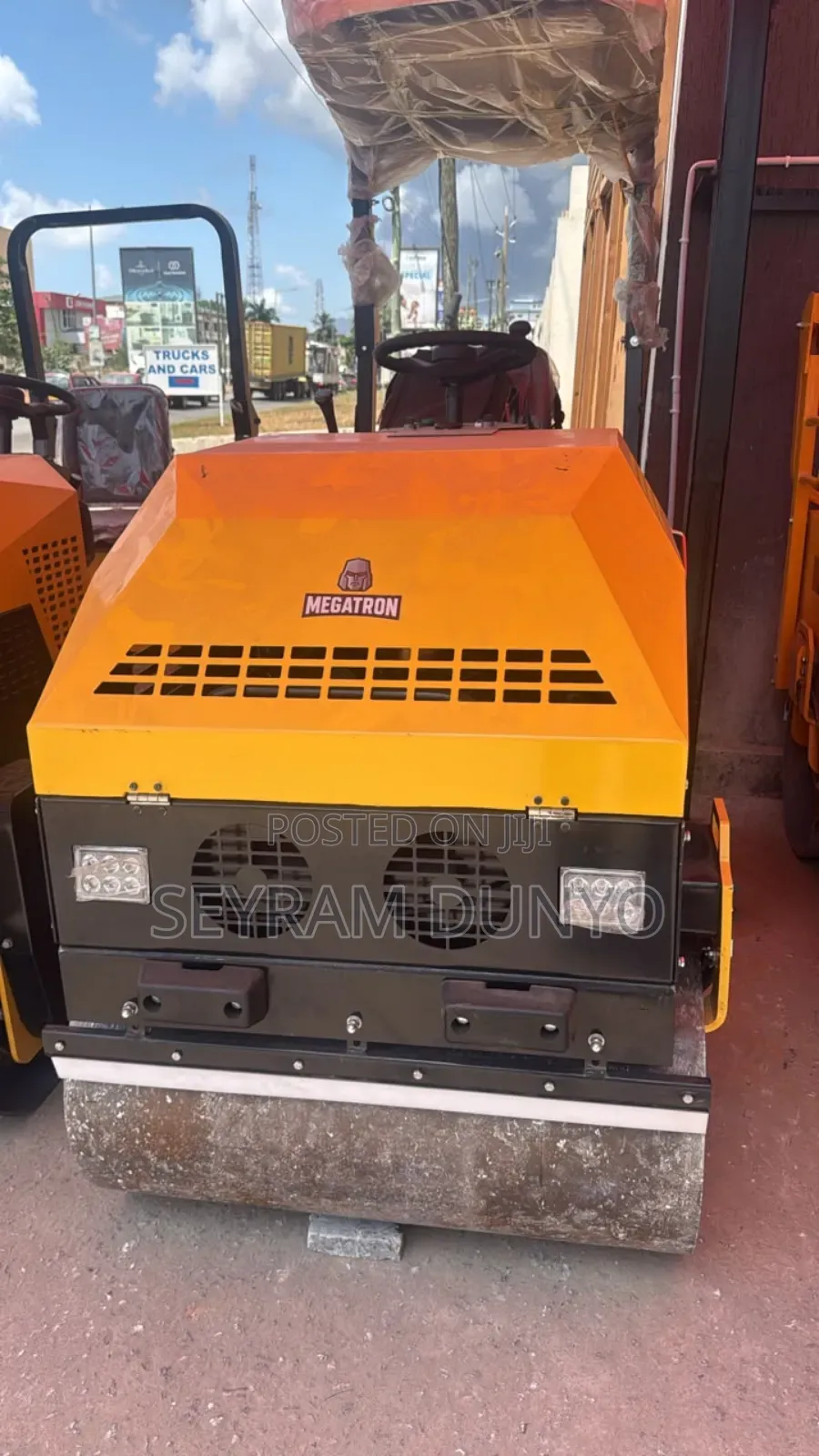 2 Ton Megatron Ride on Roller Compactor