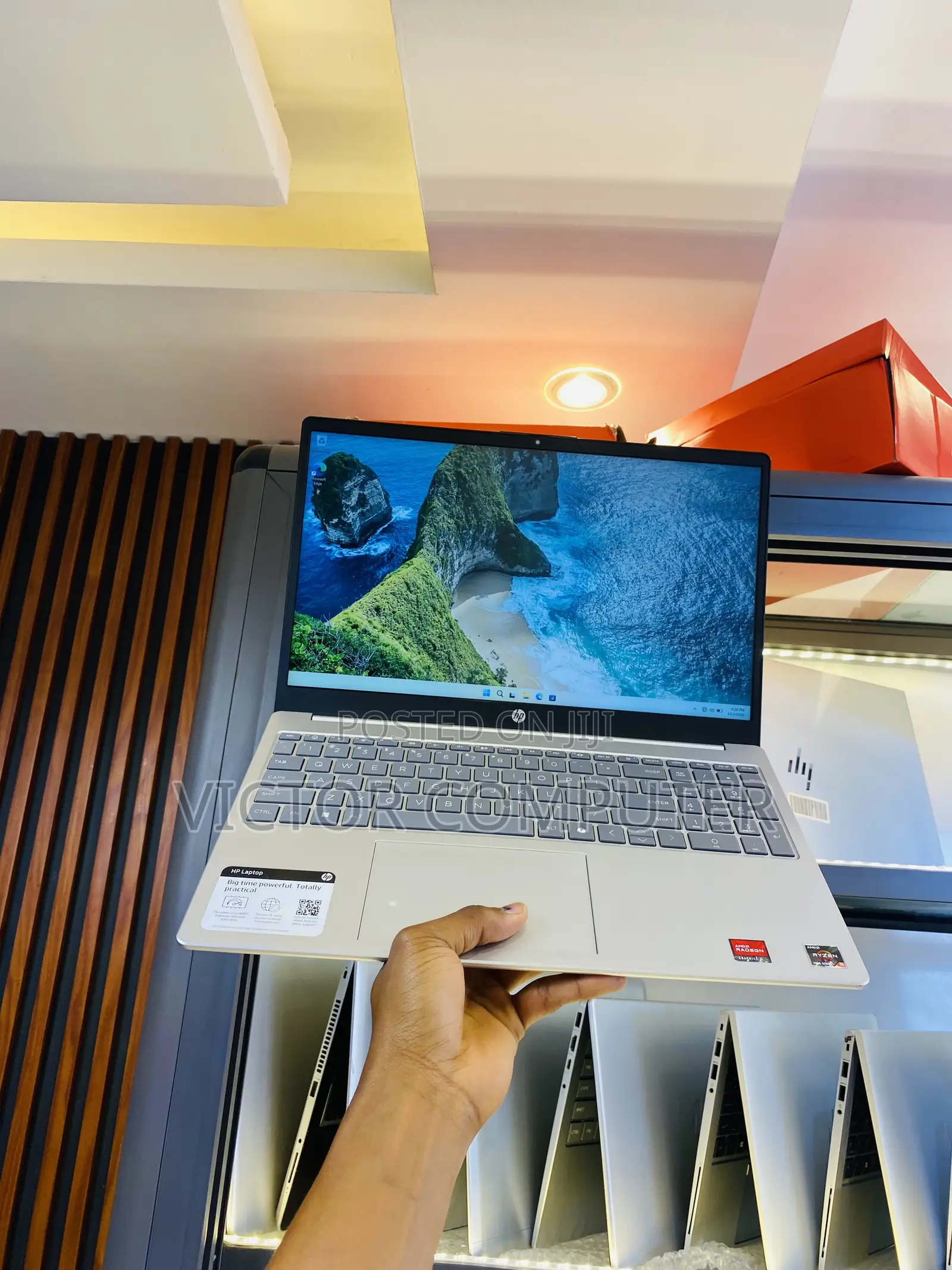 Laptop HP 15 8GB AMD Ryzen 5 SSD 512GB
