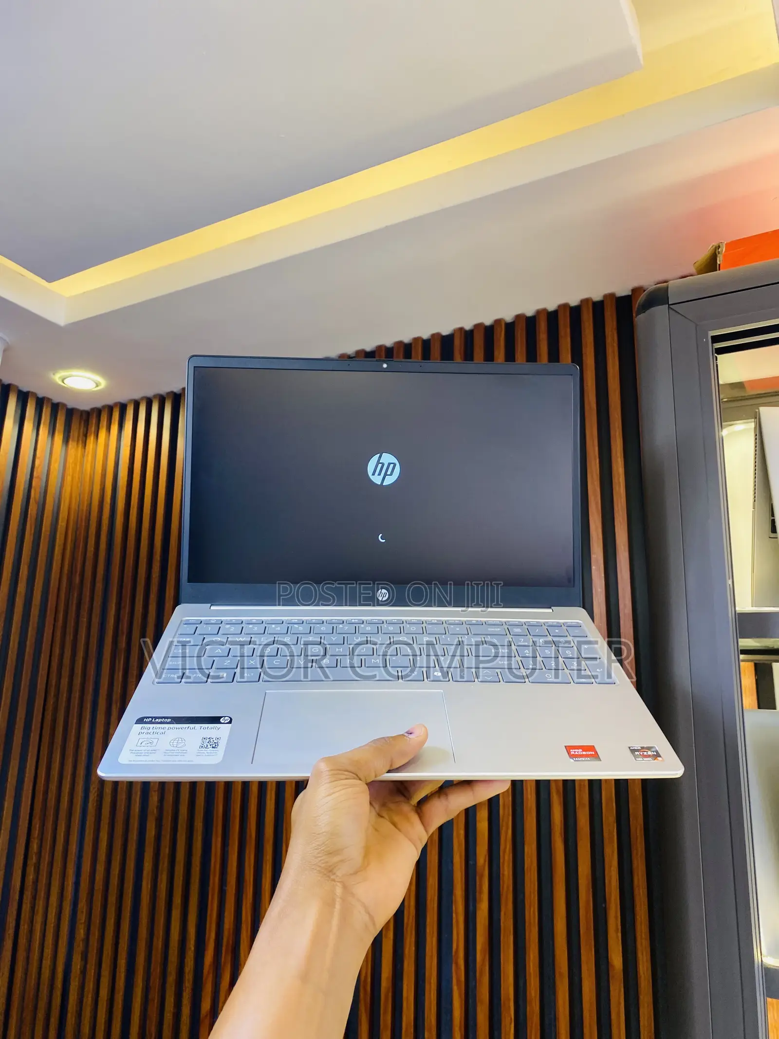 Laptop HP 15 8GB AMD Ryzen 5 SSD 512GB