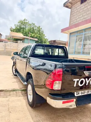 Toyota Hilux Revo Double Cab Deisel 2.8 AWD 2019 Black