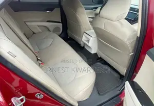 Toyota Camry 2018 Burgundy