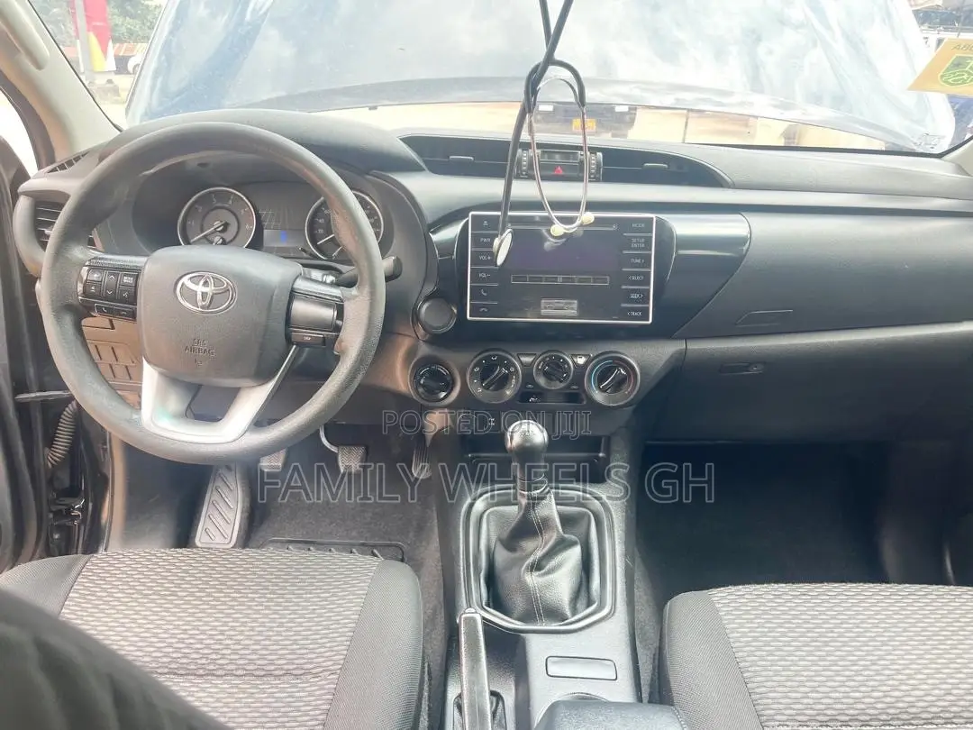 Toyota Hilux Revo Double Cab Deisel 2.8 AWD 2019 Black