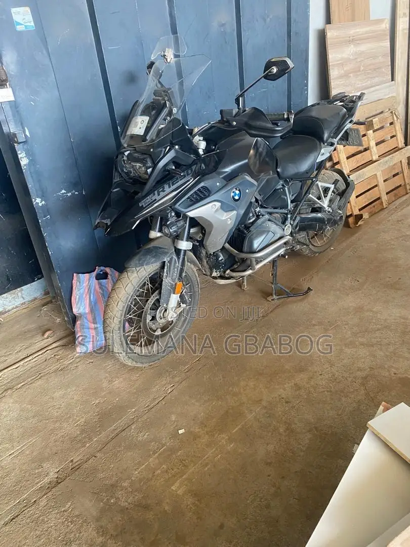 BMW R1250GS 2021 Black