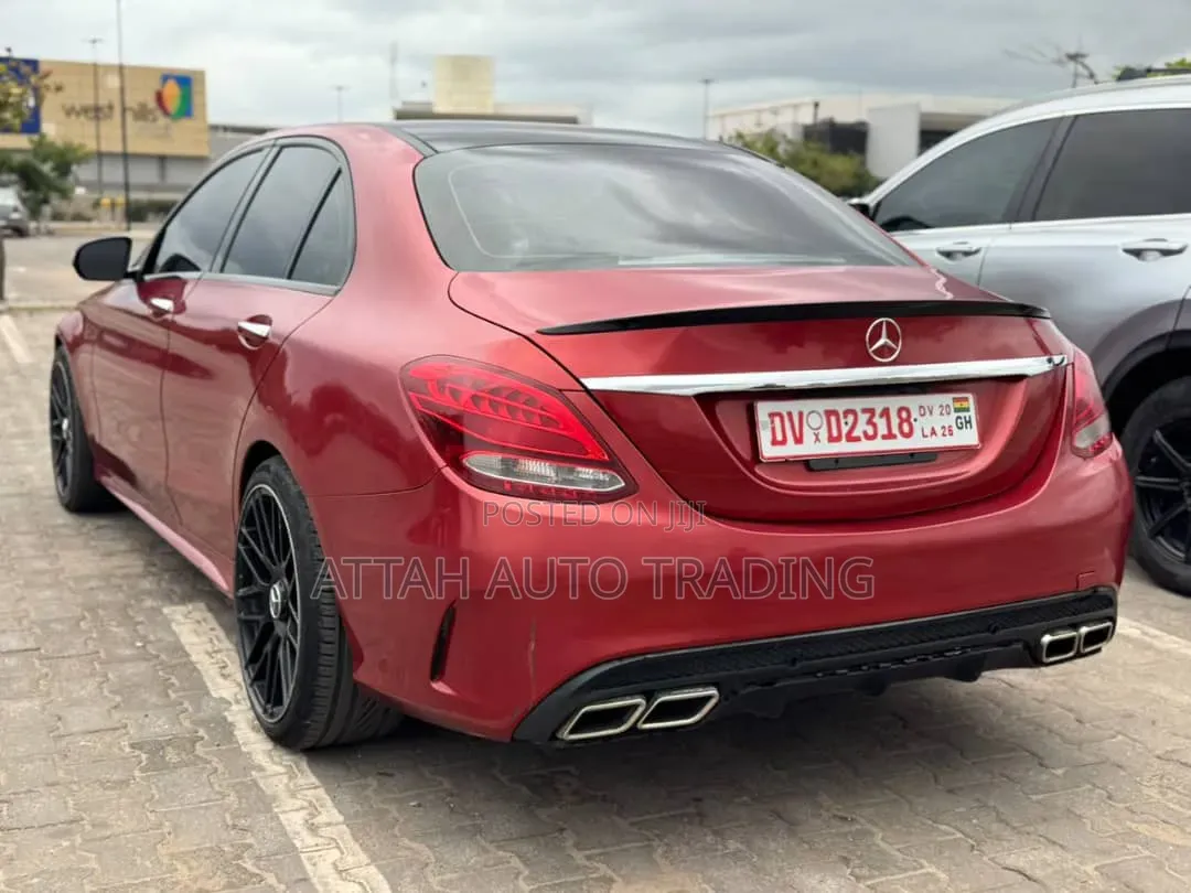 Mercedes-Benz C300 2016 Red