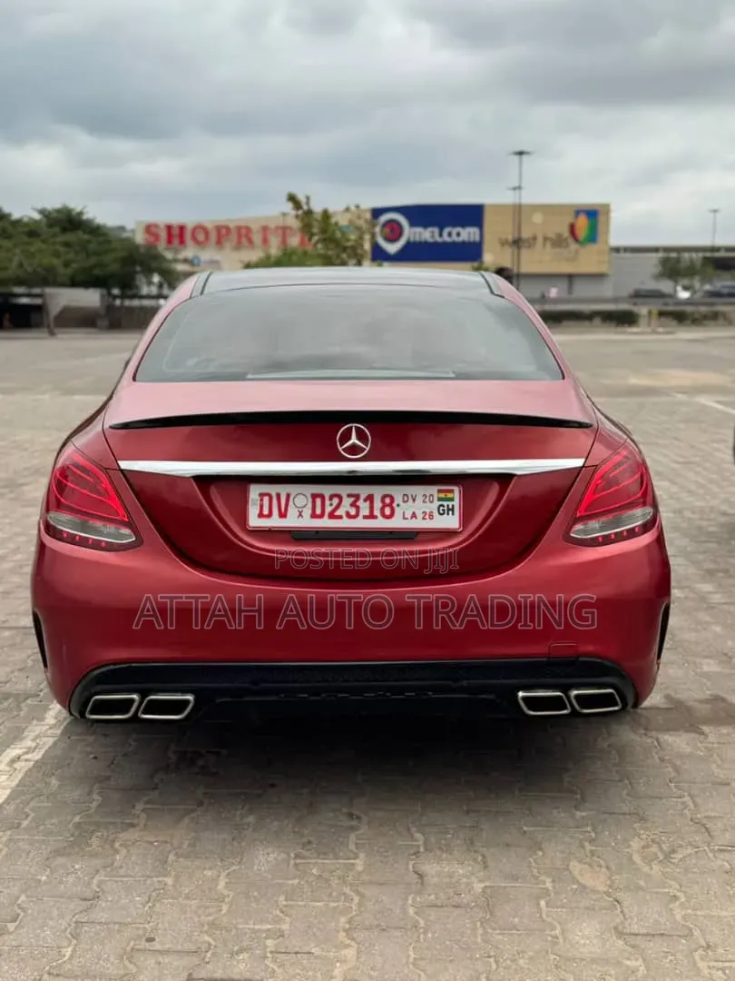 Mercedes-Benz C300 2016 Red