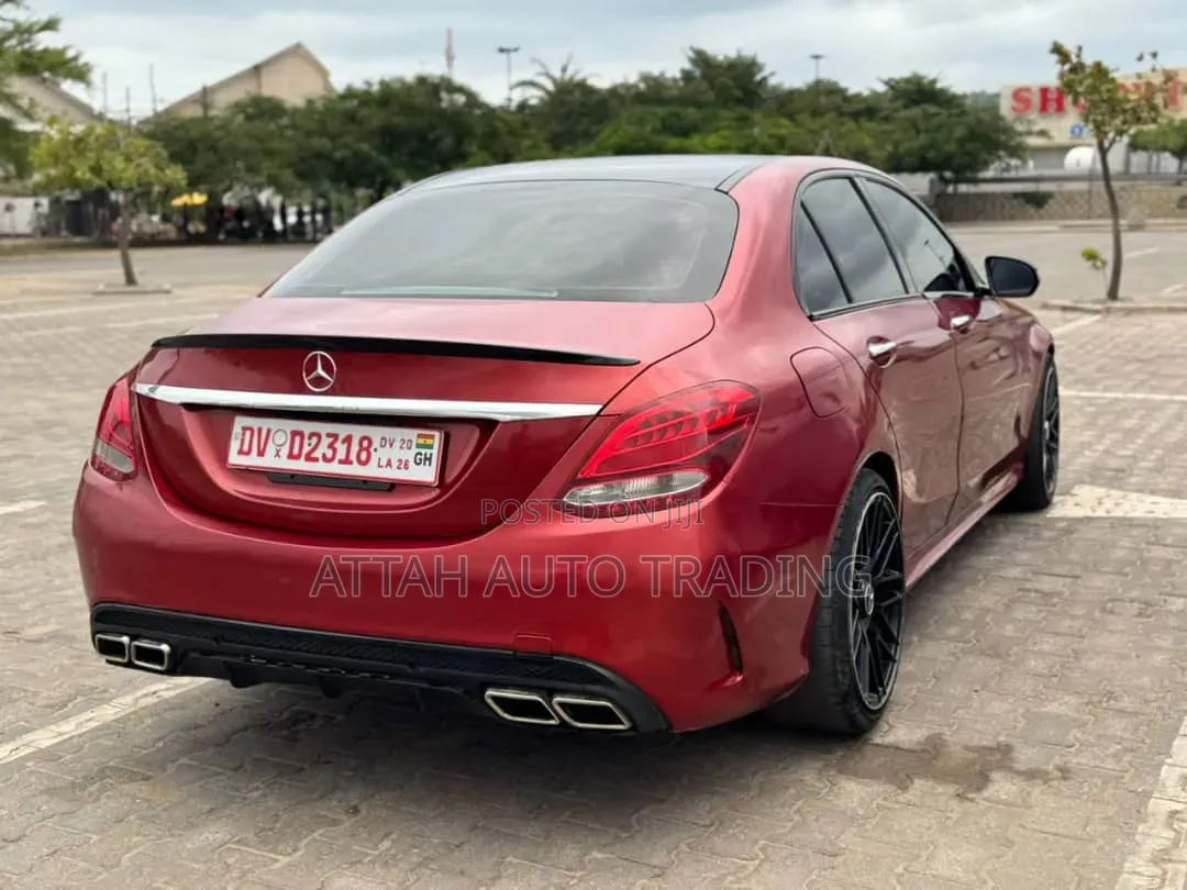 Mercedes-Benz C300 2016 Red