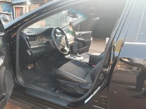 Toyota Camry SE 4dr Sedan (2.5L 4cyl 6A) 2014 Black
