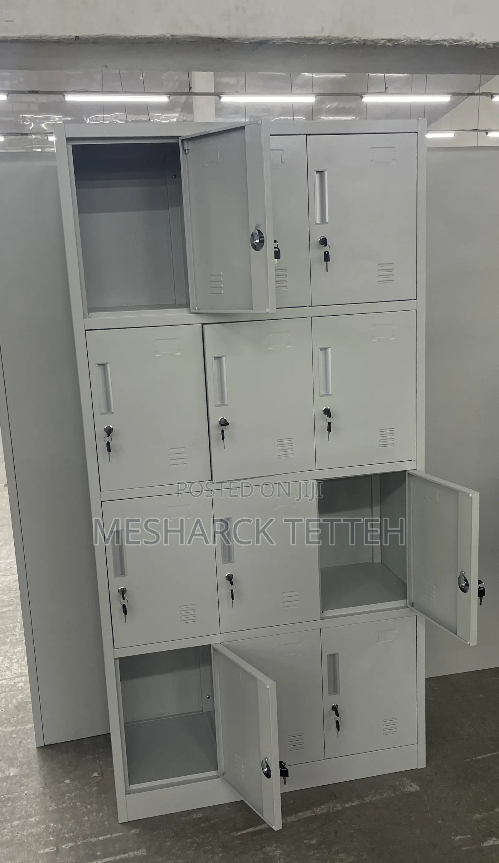 Quality 12 Locker Office Cabinet