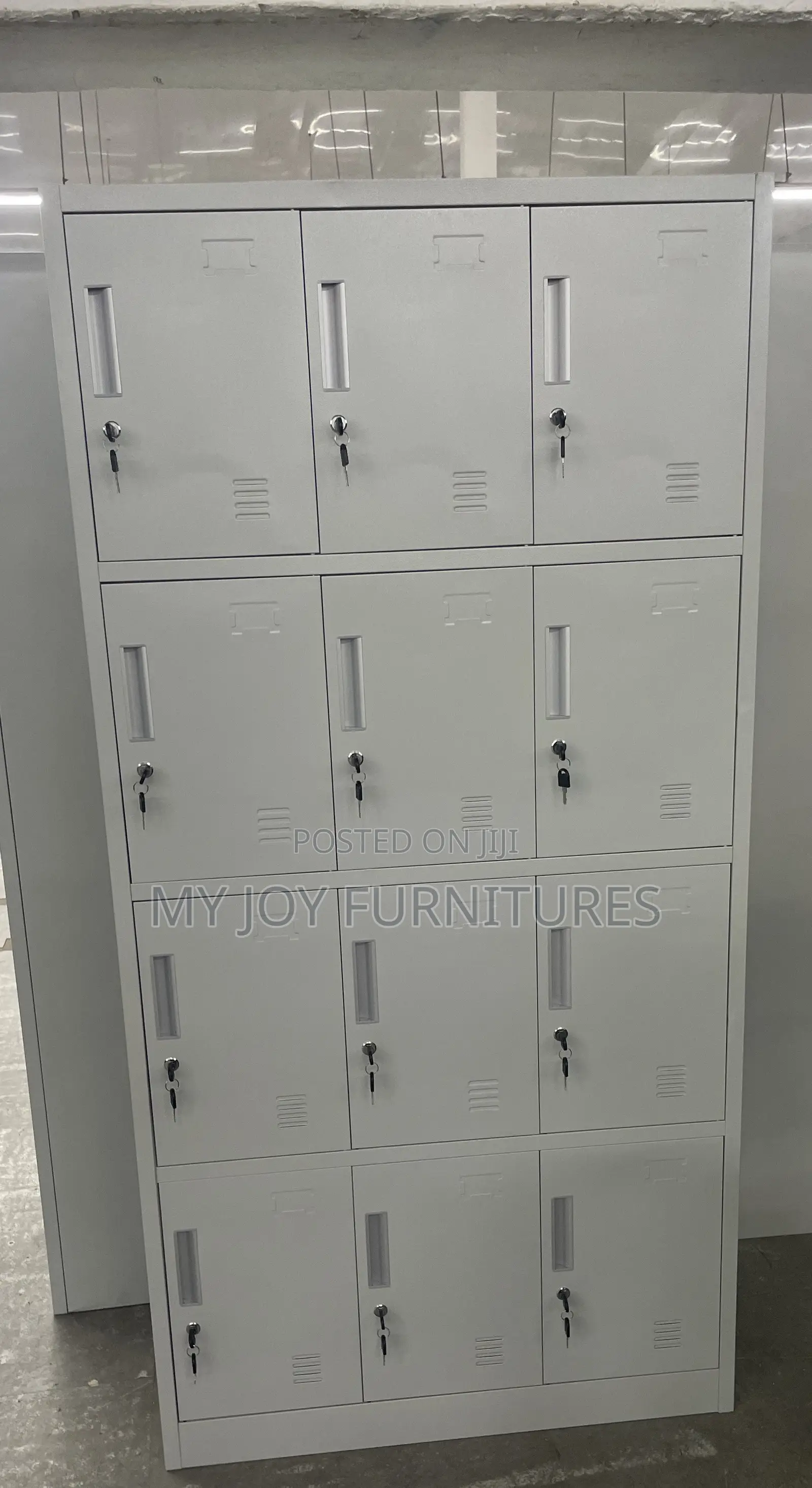 Quality 12 Locker Office Cabinet
