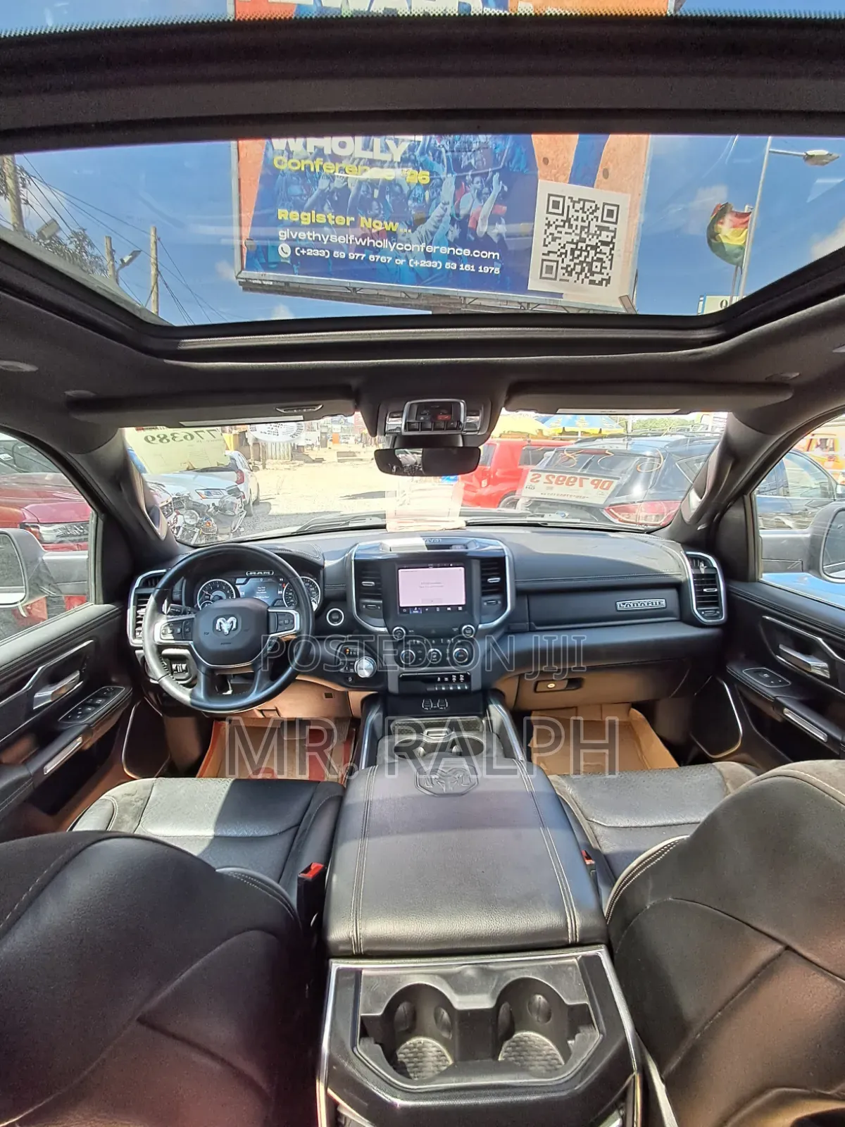 RAM 1500 2022 Silver