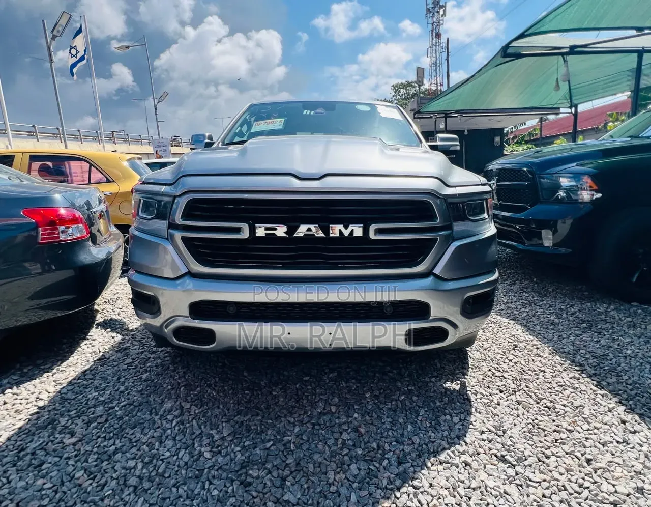 RAM 1500 2022 Silver