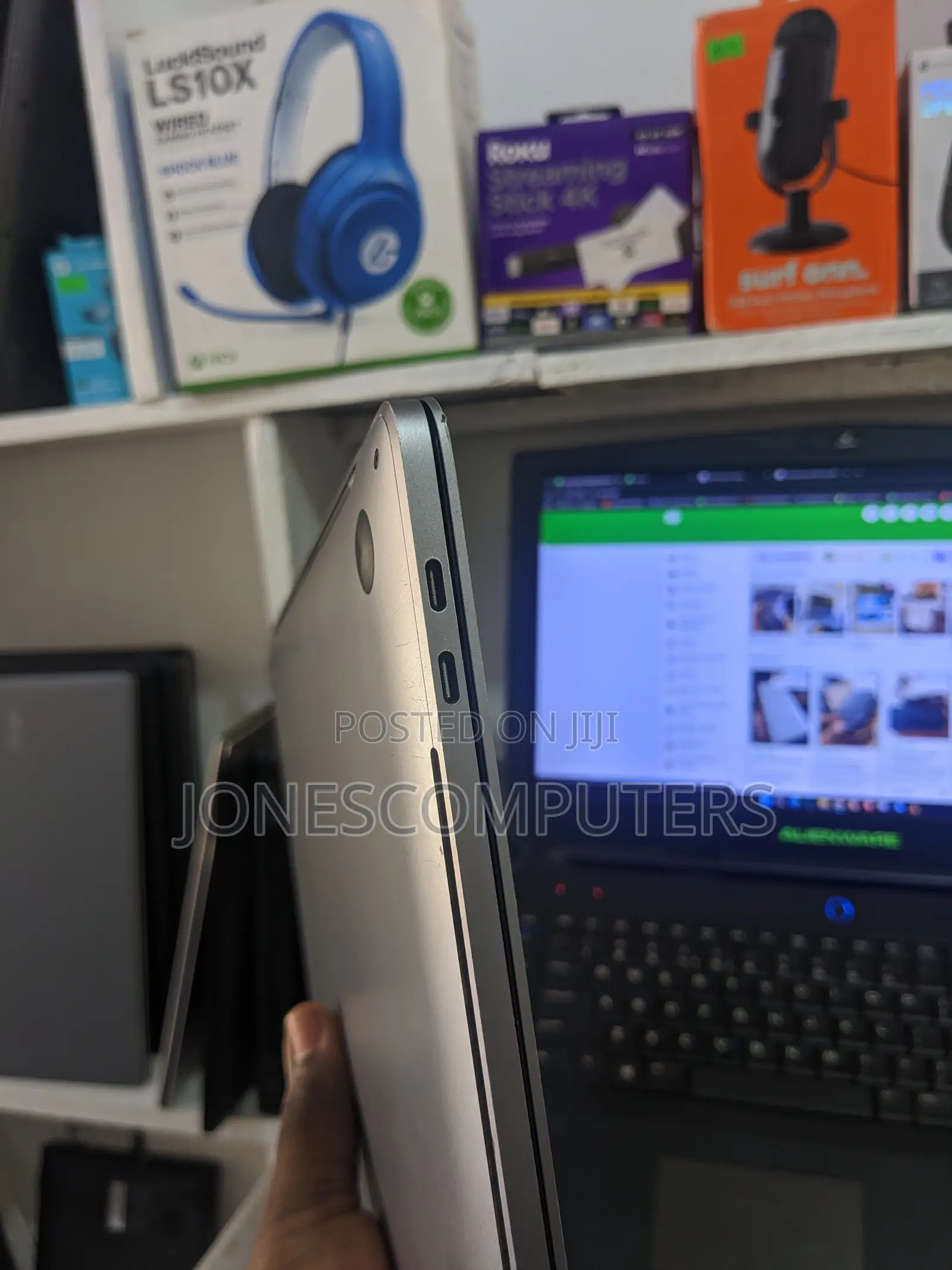 Laptop Apple MacBook Pro 2016 16GB Intel Core i7 SSD 256GB