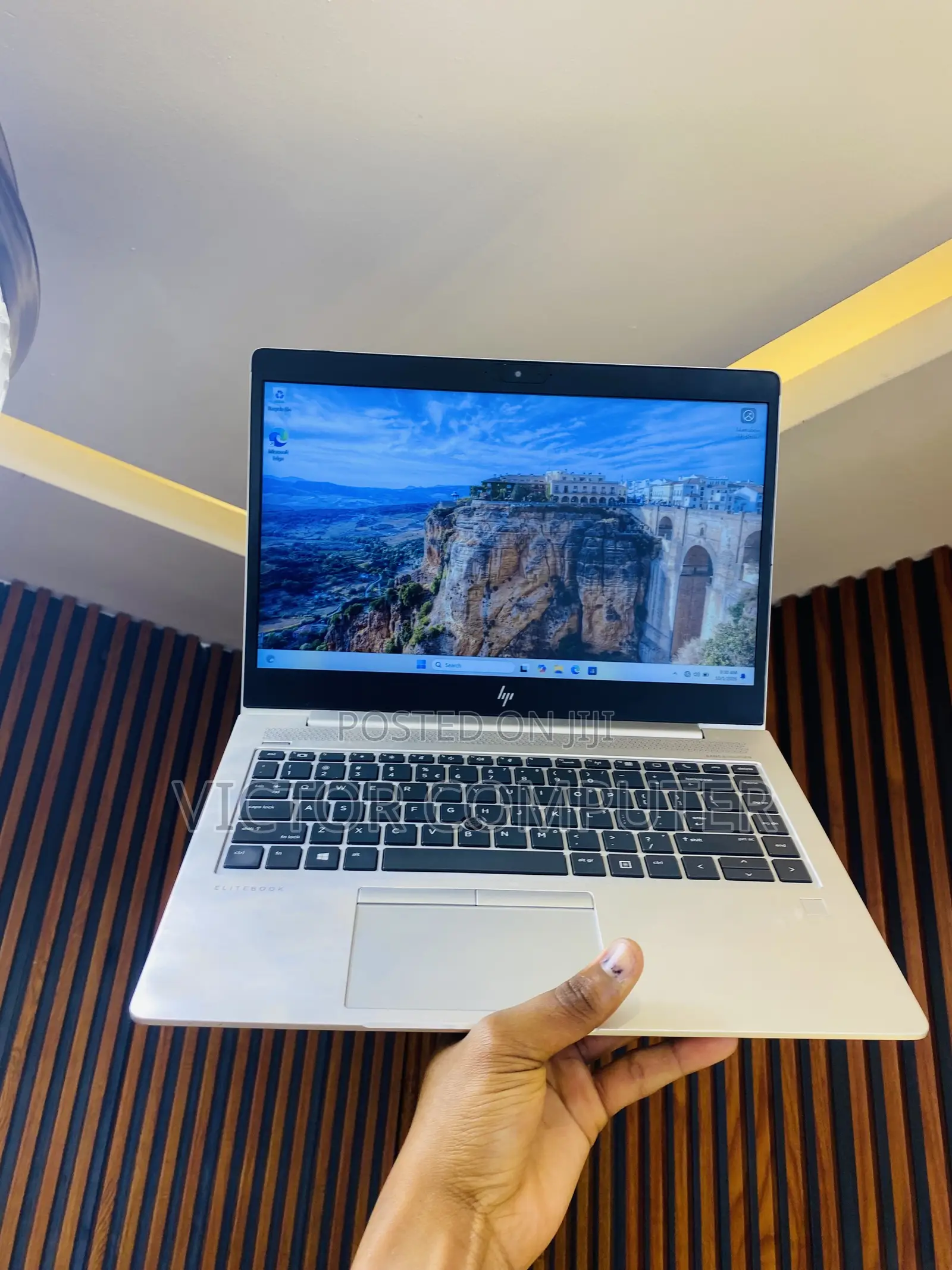 Laptop HP EliteBook 745 G6 8GB AMD Ryzen 3 SSD 256GB
