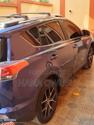 Toyota RAV4 SE AWD (2.5L 4cyl 6A) 2017 Blue
