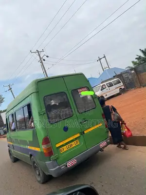 Mercedes-Benz Sprinter 2004 Green
