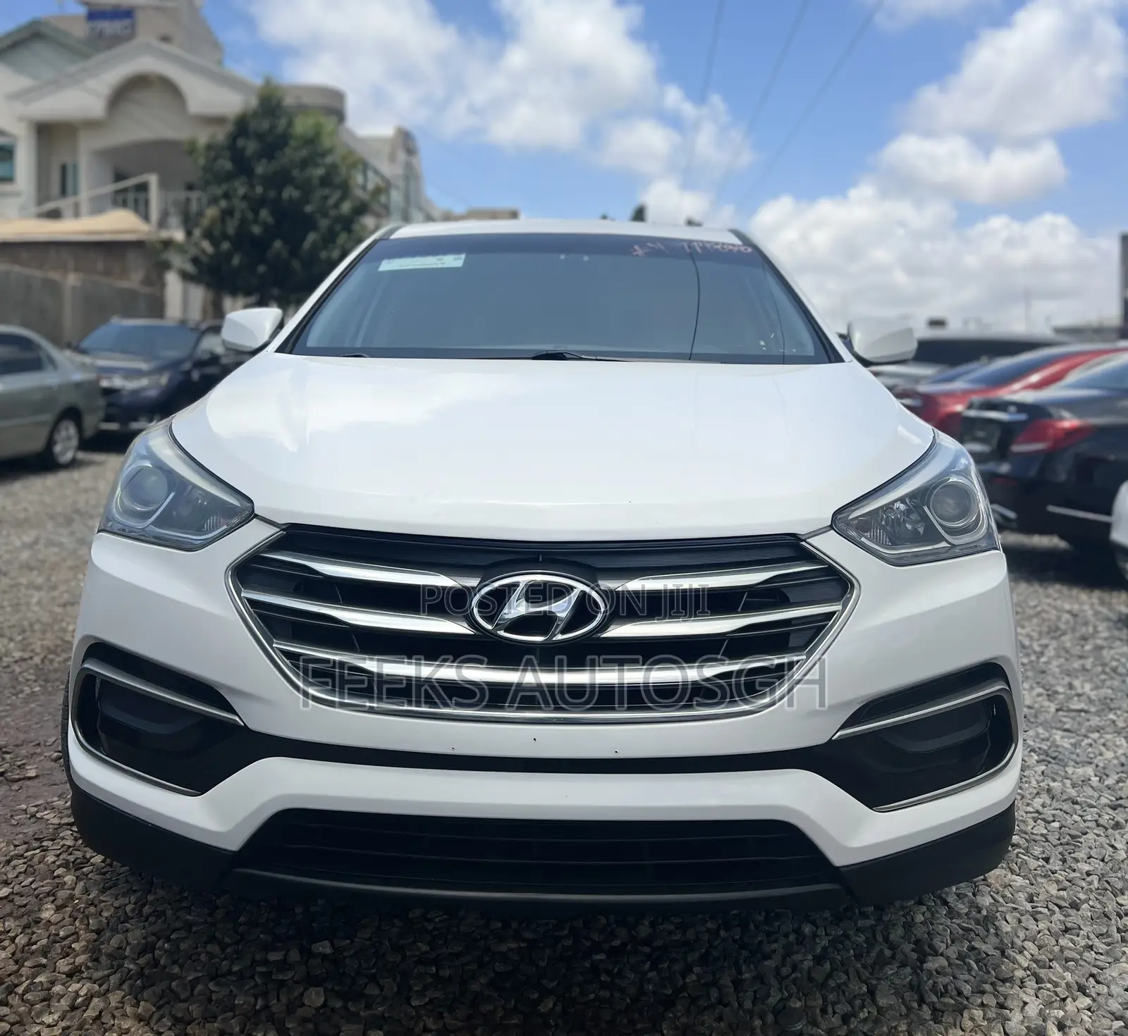 Hyundai Santa Fe SE AWD 2017 White