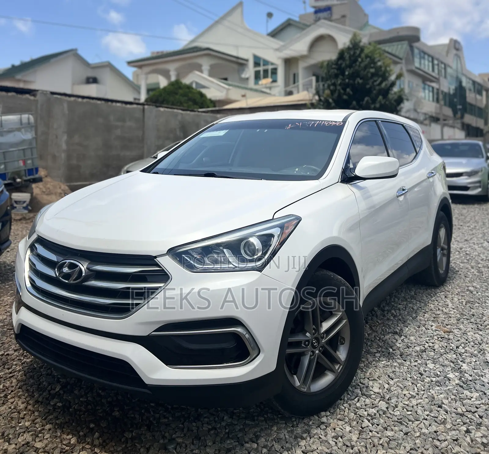 Hyundai Santa Fe SE AWD 2017 White