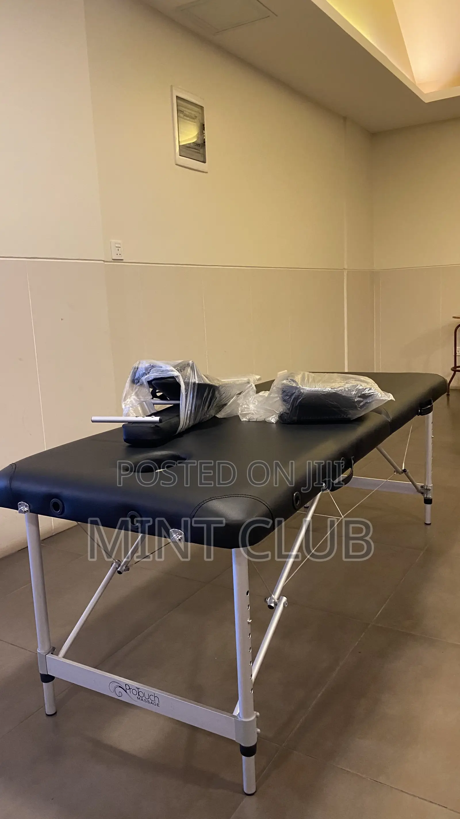 Massage Bed