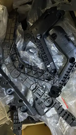 Toyota,Hyundai,Honda,Nissan,Lexus,and More Front and Rear Bumper Locks