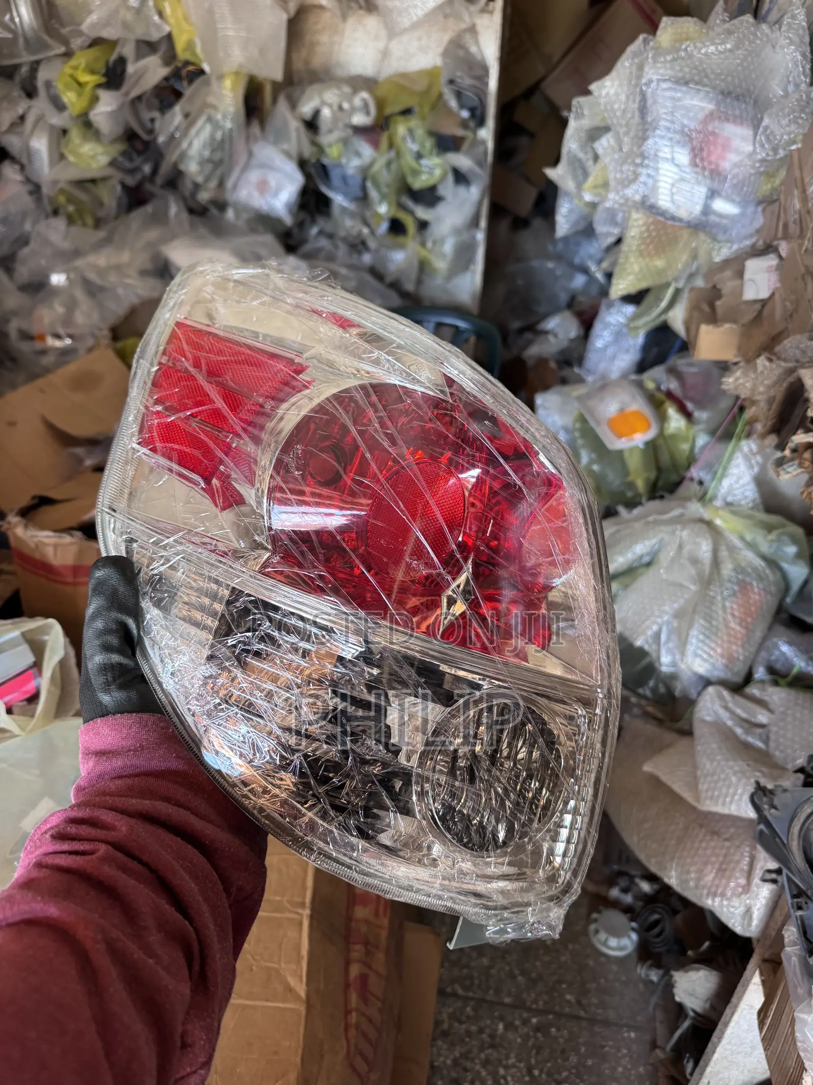 Toyota Matrix 2005,2008 Tail Light