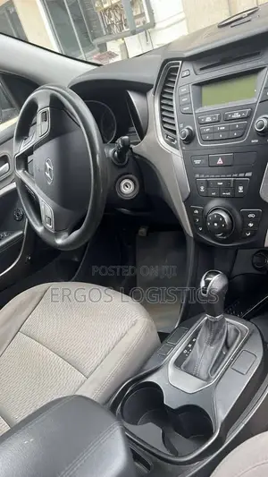 Hyundai Santa Fe Limited FWD 2016 Silver