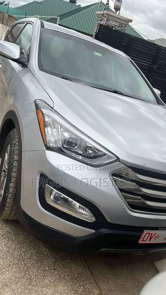 Hyundai Santa Fe Limited FWD 2016 Silver