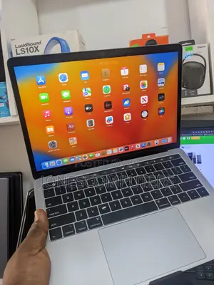 Laptop Apple MacBook Pro 2017 8GB Intel Core i5 SSD 512GB