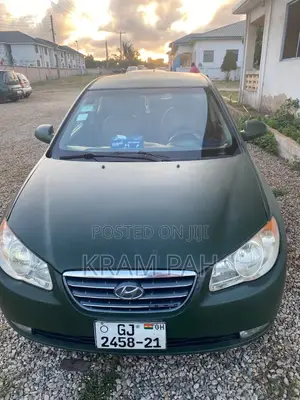 Hyundai Elantra 2010 Green