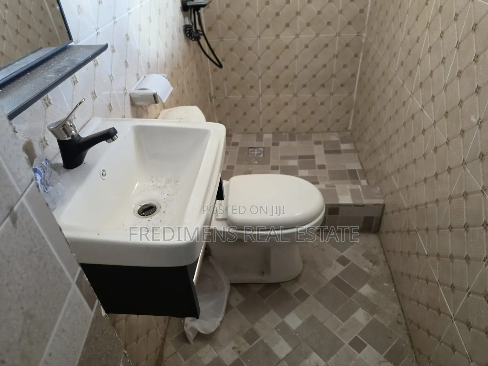 Mini Flat in Fredimens Real, Afigya-Kwabre for rent