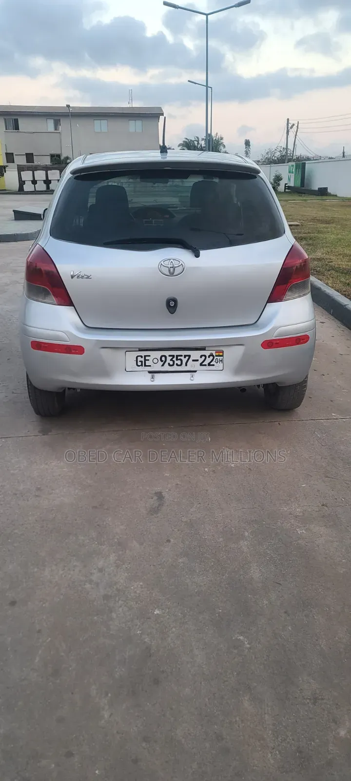 Toyota Vitz 2010 Gray