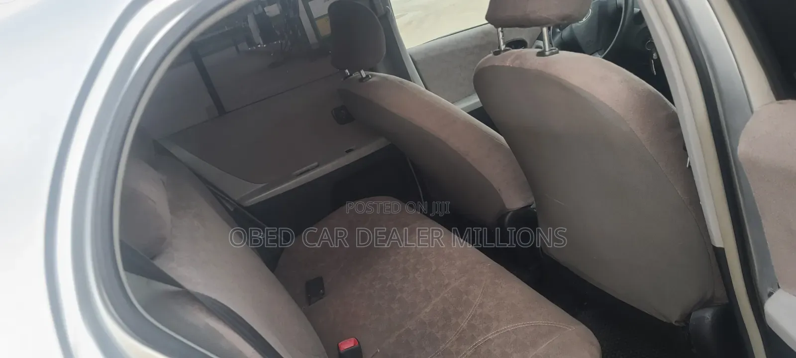 Toyota Vitz 2010 Gray