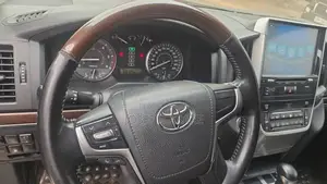 Toyota Land Cruiser 4.5 V8 VXR 2020 Black