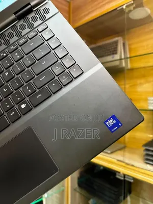 Laptop Alienware M16 R2 16GB Intel Core Ultra 9 SSD 1T