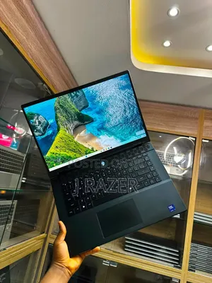 Laptop Alienware M16 R2 16GB Intel Core Ultra 9 SSD 1T