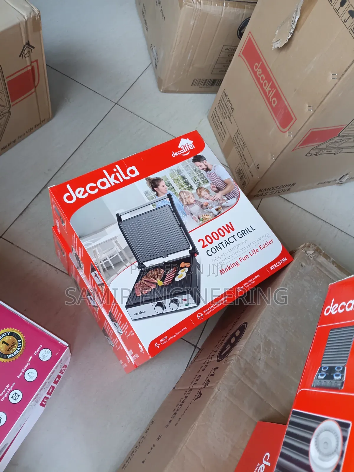 Grill Like a Pro, Clean in a Flash: Decakila KEEC079M