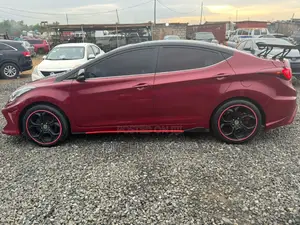 Hyundai Elantra 2014 Red