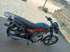 Royal RY125 2025 Red
