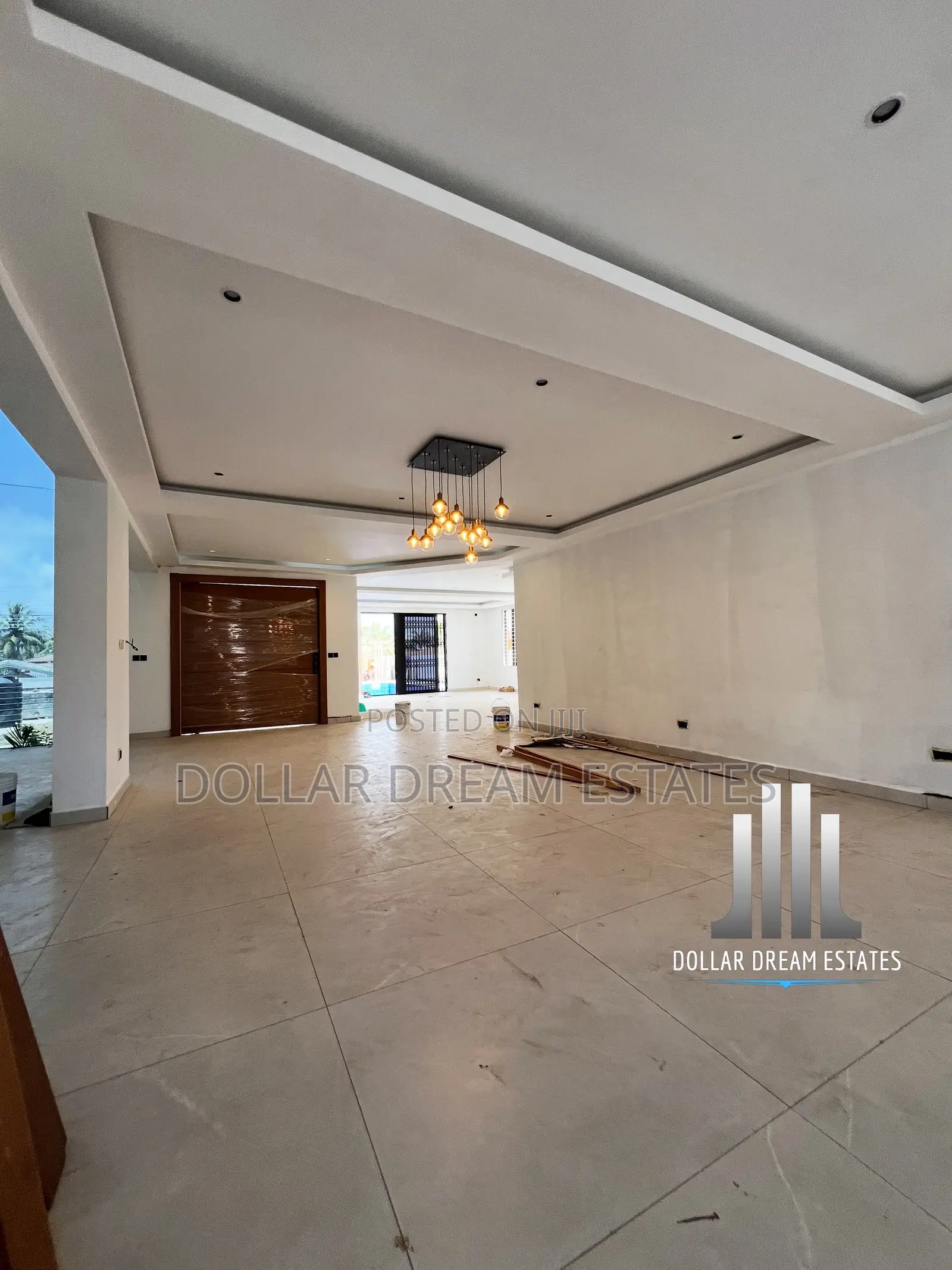 9bdrm House in Adjiriganor for sale