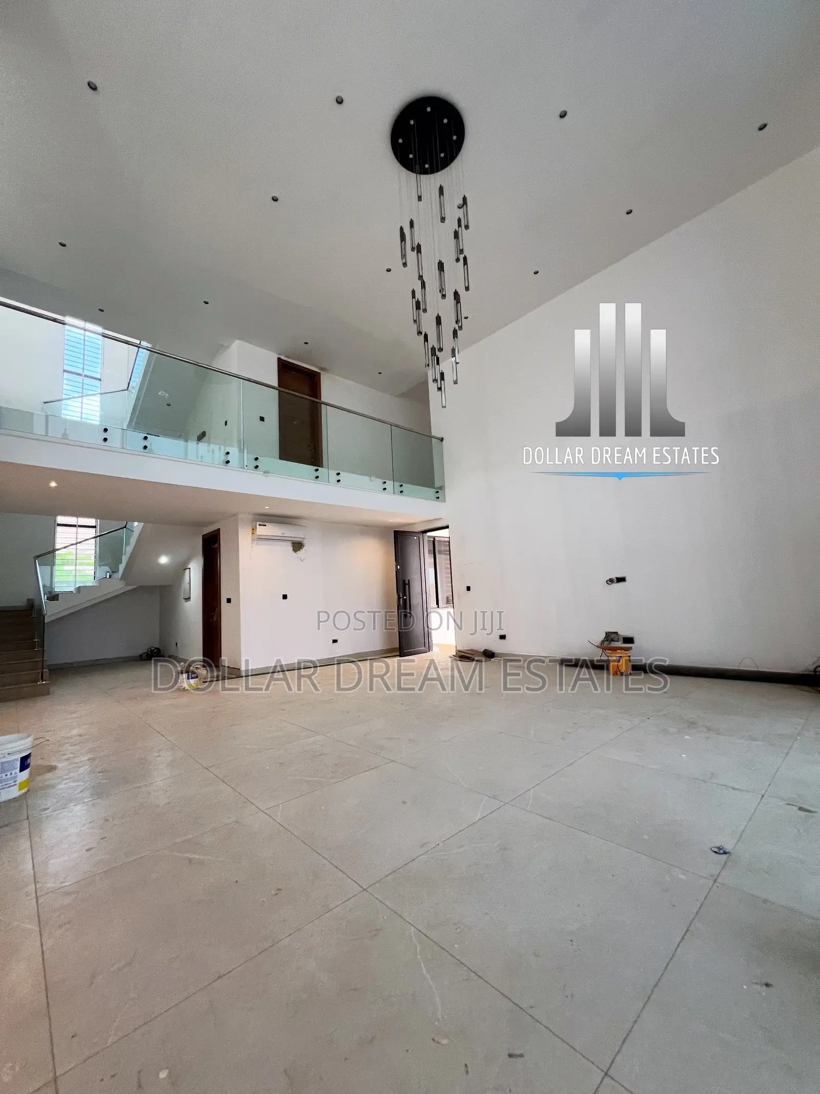 9bdrm House in Adjiriganor for sale
