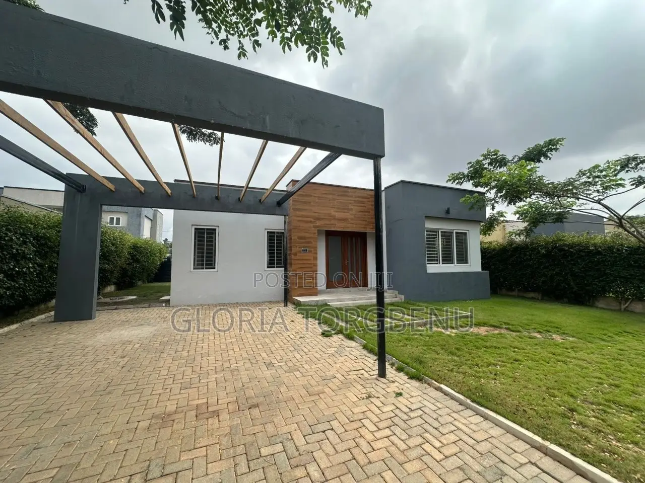 3bdrm House in East Legon for rent