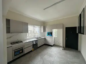 3bdrm House in East Legon for rent