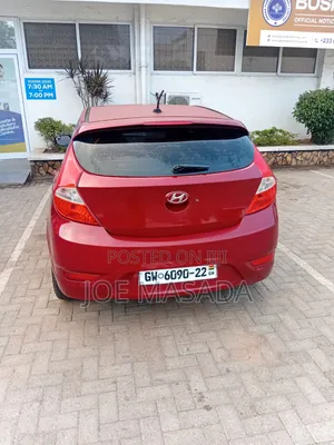 Hyundai Accent 2016 Red