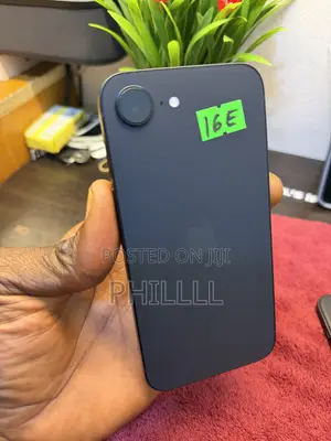 Apple iPhone 16e 128 GB Black