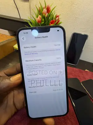 Apple iPhone 16e 128 GB Black